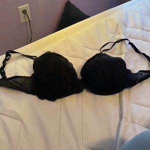 Black lace bra
